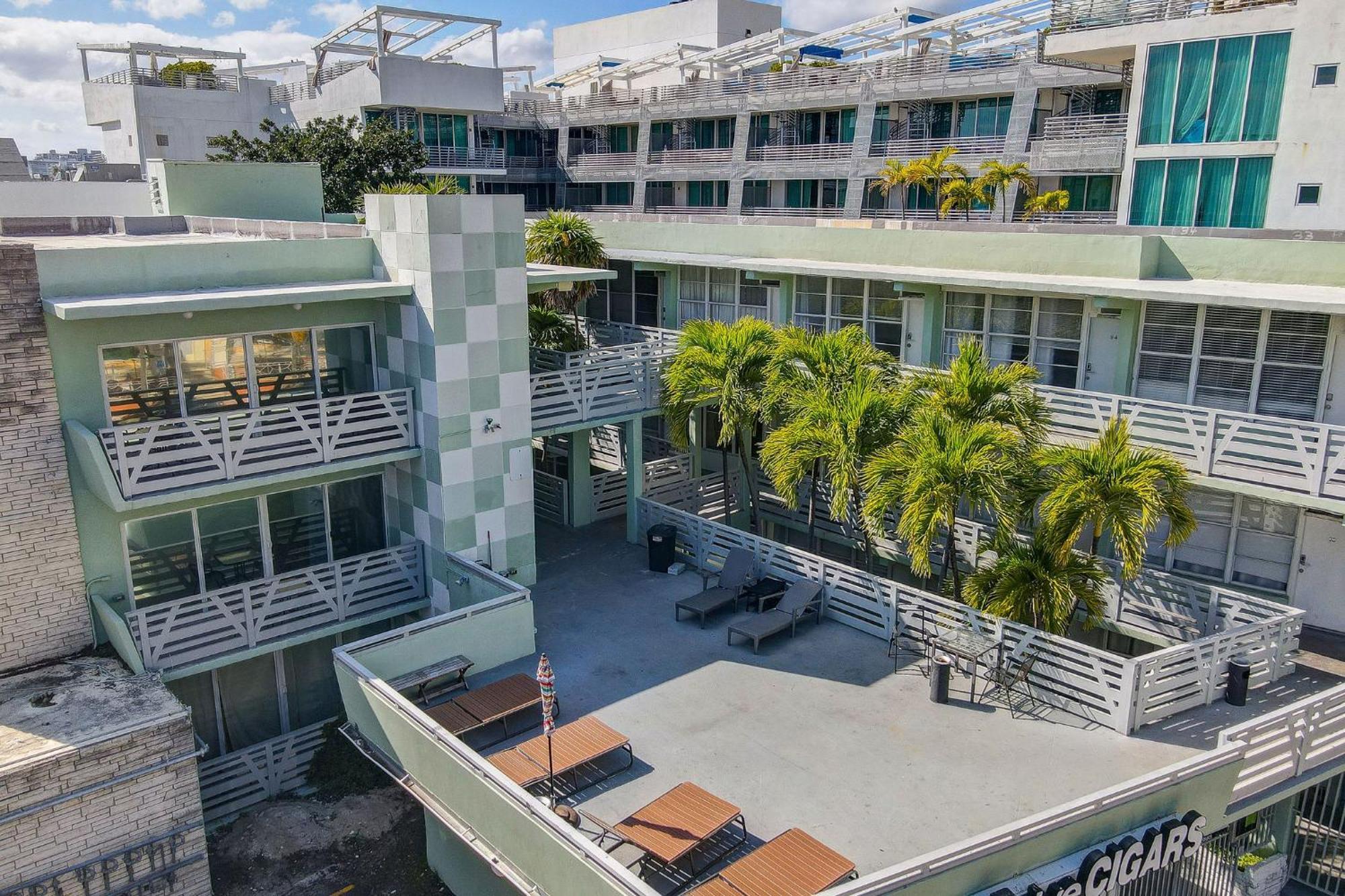Ocean Drive Deco Apt W/2 Queen Beds, Steps 2 Beach Miami Beach Extérieur photo