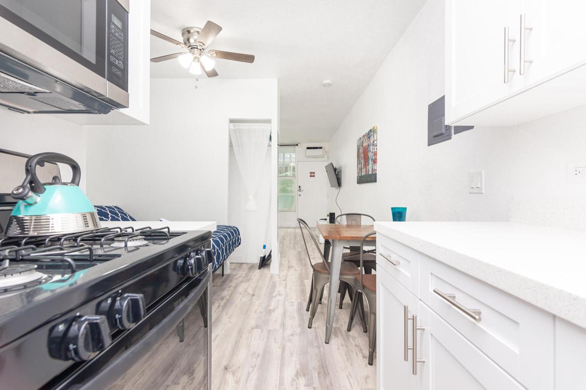 Ocean Drive Deco Apt W/2 Queen Beds, Steps 2 Beach Miami Beach Extérieur photo